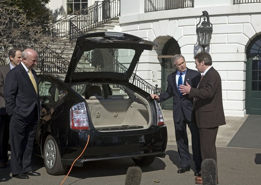 President George W. Bush inspecting a Plug-in at the White House, Feb 2007